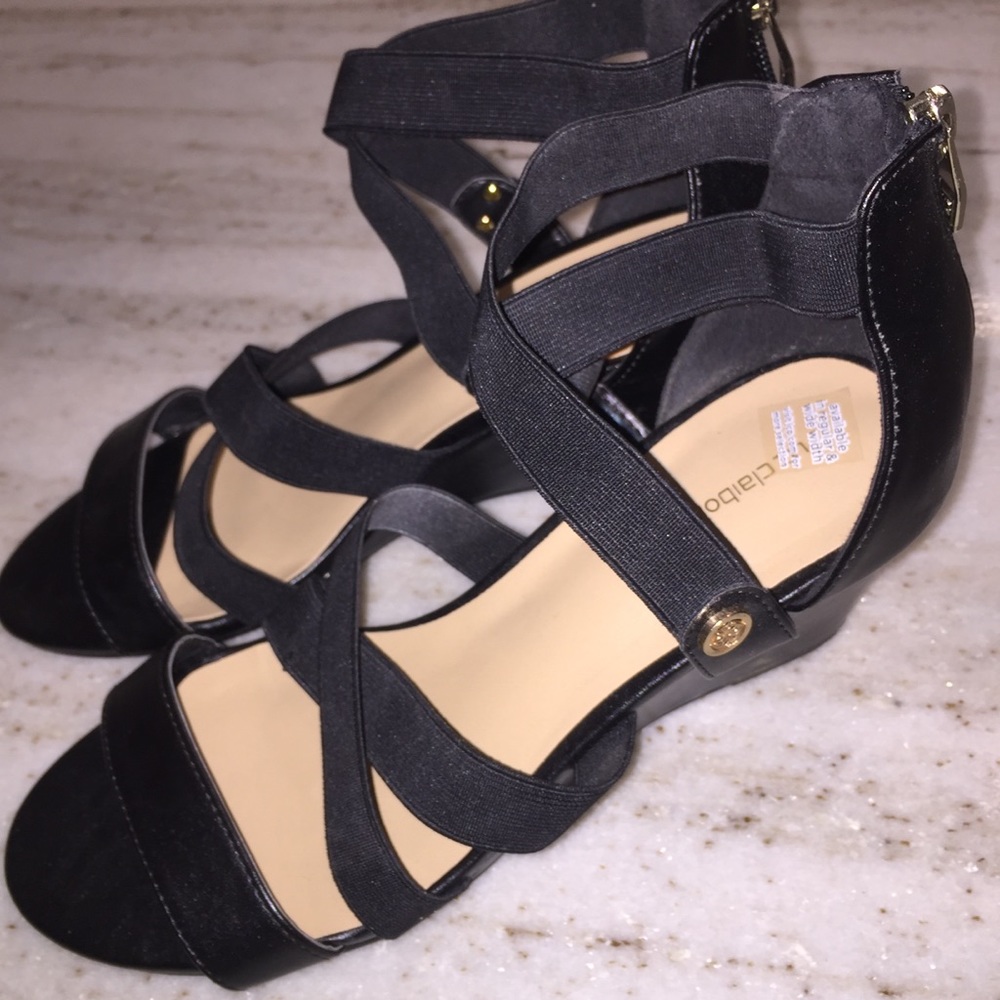 Strappy black wedges